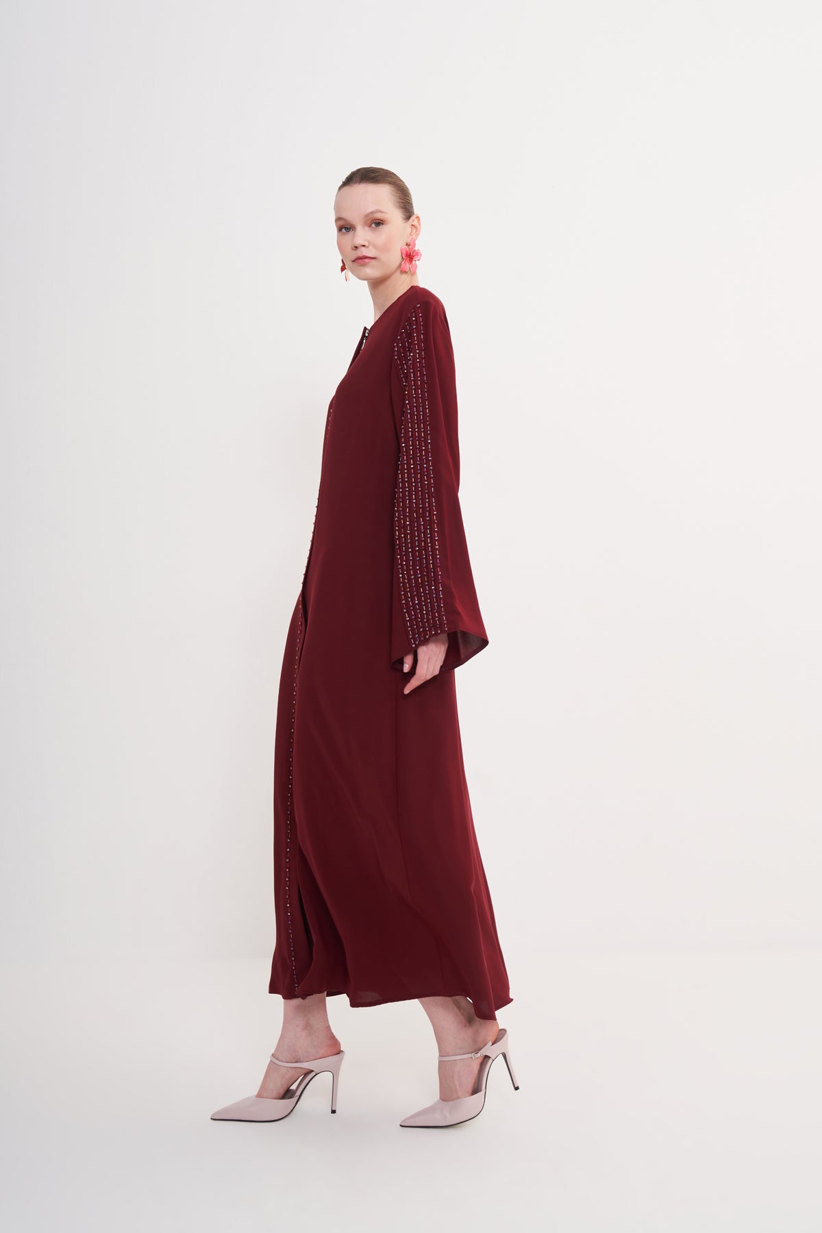 Kol ve Ön Patı El İşi Boncuk İşleme Detaylı Ferace - Bordo