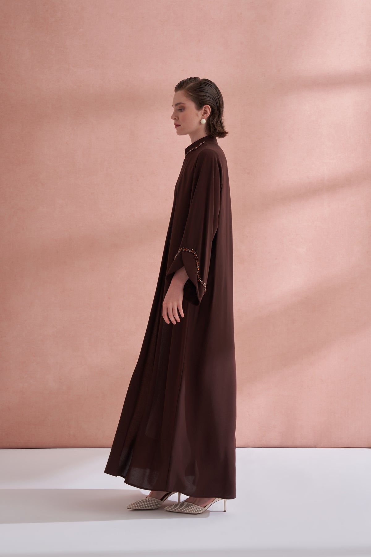 El İşi Detaylı Krep Abaya - kahve