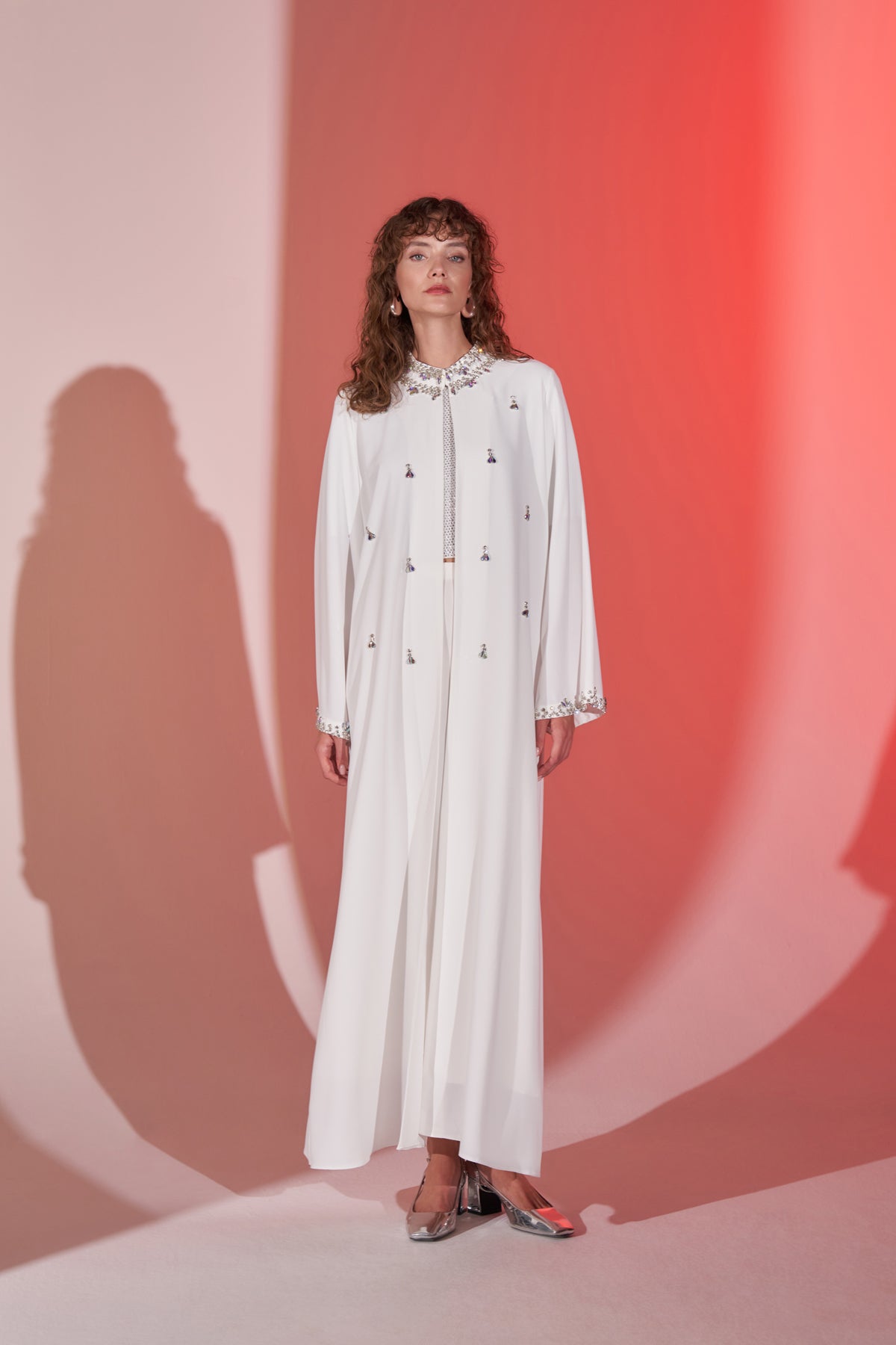 Yakası Ve Kol Uçları Taş İşlemeli Abaya - Ekru