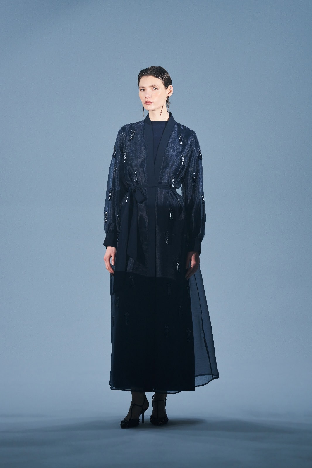 Boydan El İşi Boncuk Detaylı Organze Abaya - lacivert