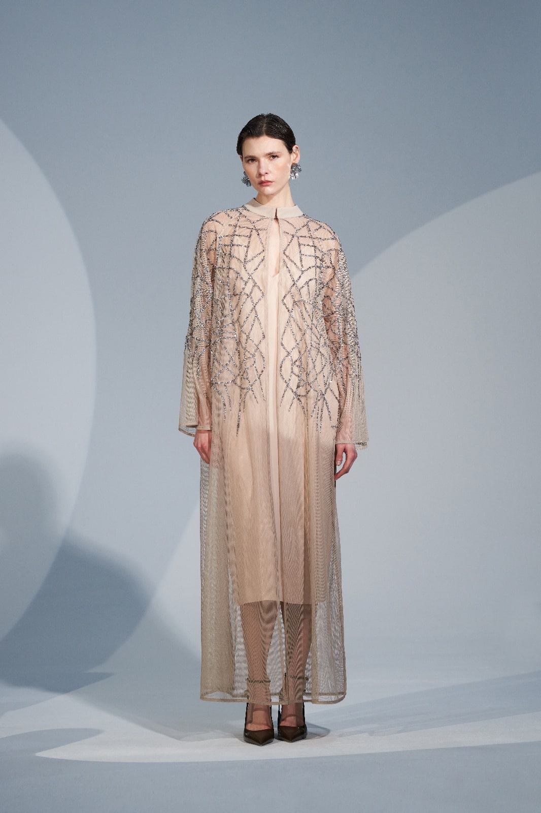 Taş Baskı Karışık Desenli Tül Abaya - bej