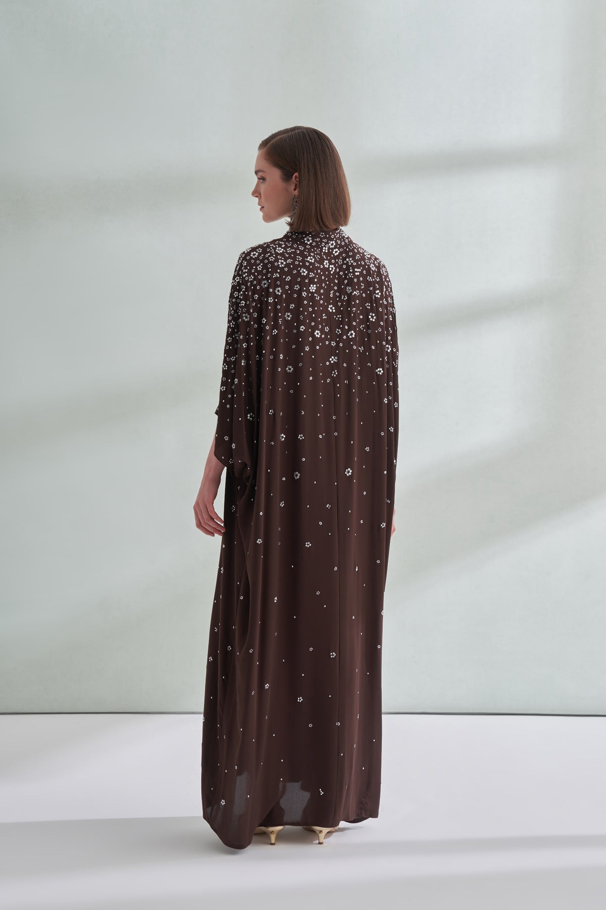 Çiçek Boncuk Taş Baskılı Femuar Detaylı Abaya - kahve