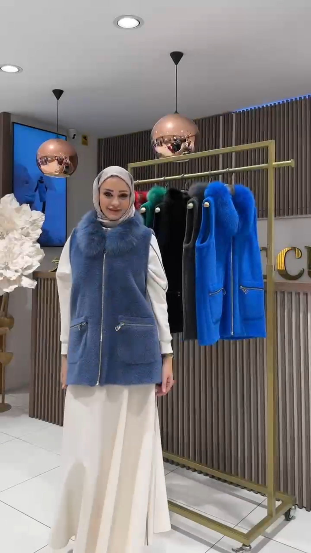 Kürk Yakalı Angora Yelek - mavi