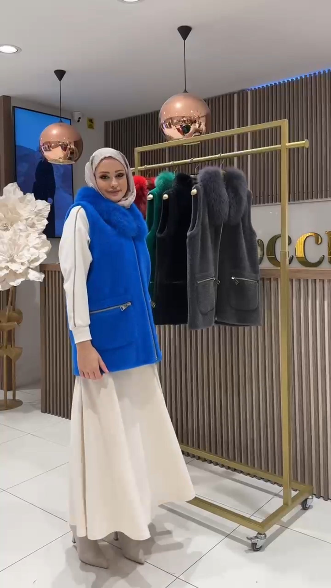 Kürk Yakalı Angora Yelek - saks