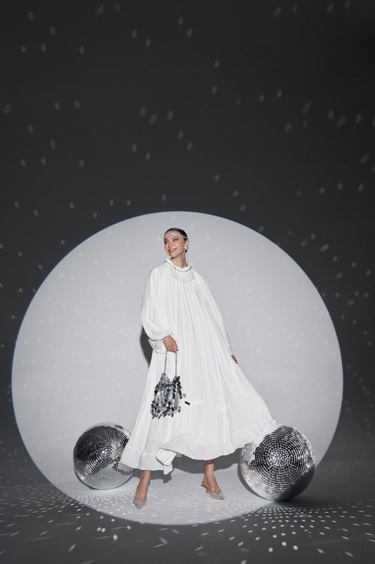 Yakası Taş Detaylı Şifon Pilise Elbise - ekru