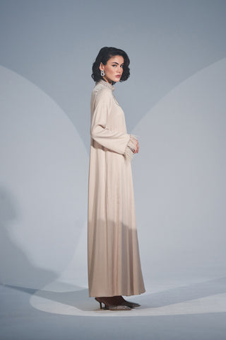 Kol Uçları Tüy ve Taş İşleme Detaylı Elbise - bej