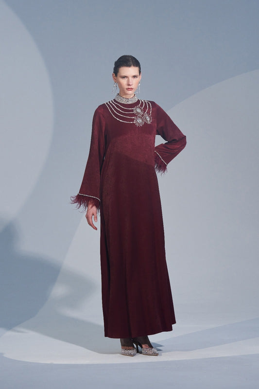 Kol Uçları Tüy ve Taş İşleme Detaylı Elbise - bordo