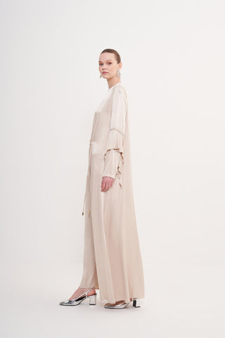 Kolları Volanlı ve Belinde Eli İşi Boncuk Detaylı Elbise - bej