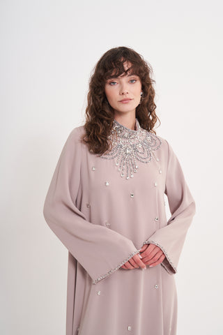 Ön Yaka Full Taş İşleme Detaylı Elbise - Bej