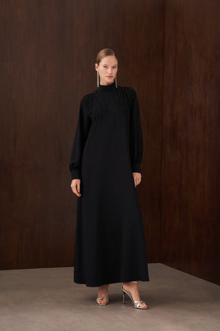 Omuz El İşi Boncuk İşleme Detaylı Elbise - siyah