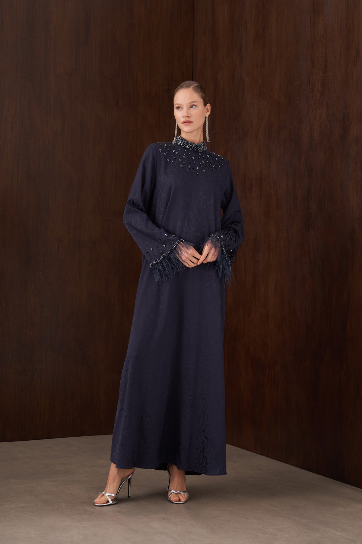 Taş ve Tüy Detaylı Jakarlı Elbise - lacivert