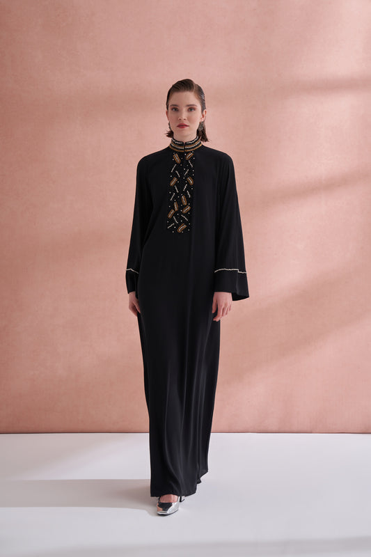 Ön Yaka El İşi Boncuk Detaylı Elbise - siyah