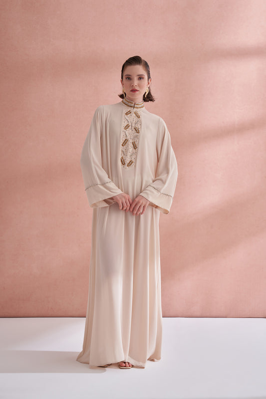 Ön Yaka El İşi Boncuk Detaylı Elbise - açık bej