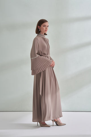 Taş ve Kolları Pilise Detaylı Elbise - vizon