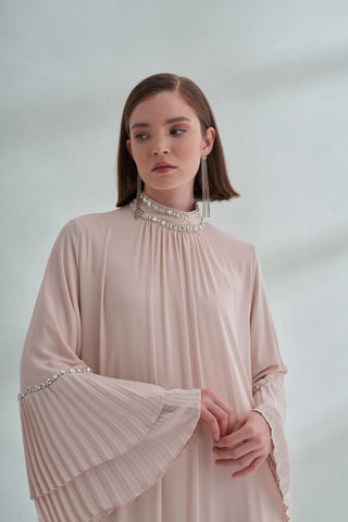 Taş ve Kolları Pilise Detaylı Elbise - bej