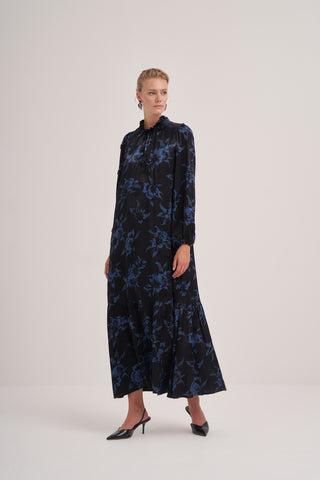 Yaka Fırfır Detaylı Boncuk İşleme Jakarlı Elbise - siyah