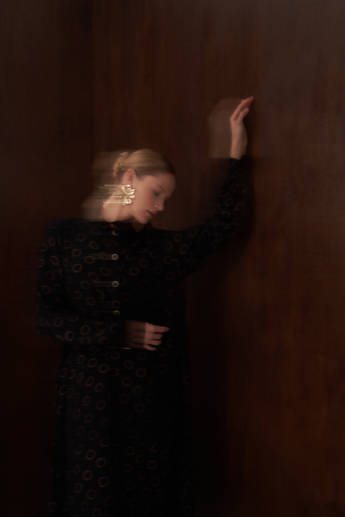 Düğme Detaylı İpek Jakar Elbise - siyah2