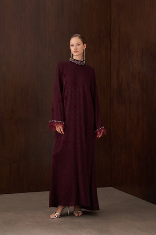 Taş ve Tüy Detaylı Jakarlı Elbise - bordo