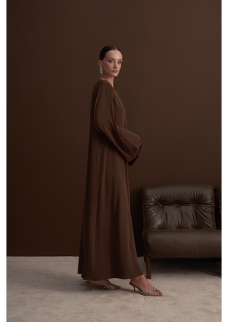 Kol ve Ön Patı El İşi Boncuk İşleme Detaylı Ferace - Kahve