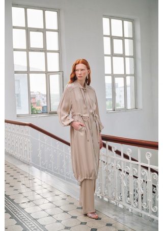 Taş ve Fermuar Detaylı Ferace - bej