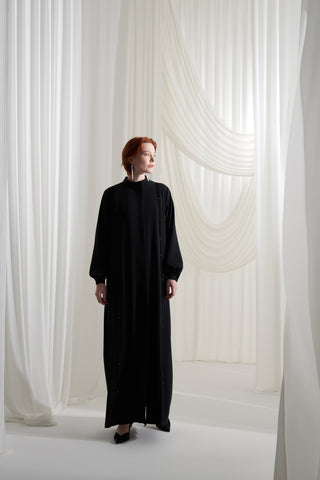 Önü Büzgü ve Boncuk İşleme Detaylı Ferace - siyah