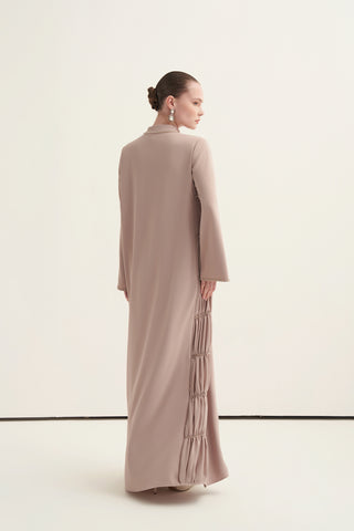 Yanları Şifonlu ve İşlemeli Ferace - koyu bej