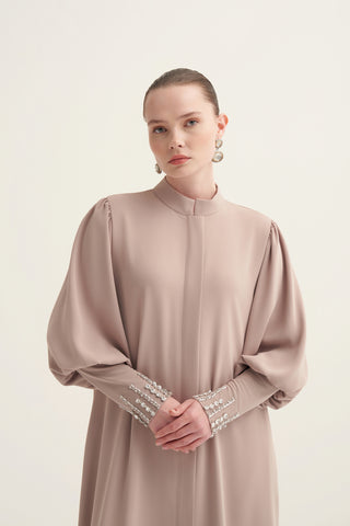 Kol Uçları Taş İşlemeli Ferace - koyu bej