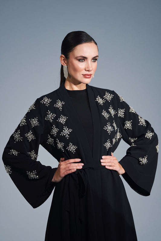 Kolları ve Önlerinde El İşi Taş Detaylı Abaya - siyah