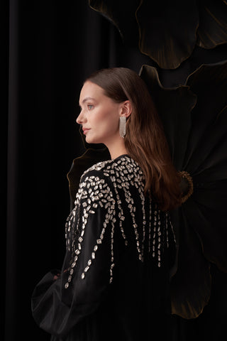 Taş Baskılı Eteği Fırfır Detaylı Tül Abaya - siyah