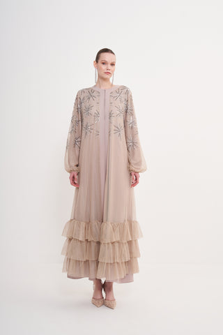 Ön Patlı Taş Baskılı Eteği Fırfır Detaylı Abaya - bej