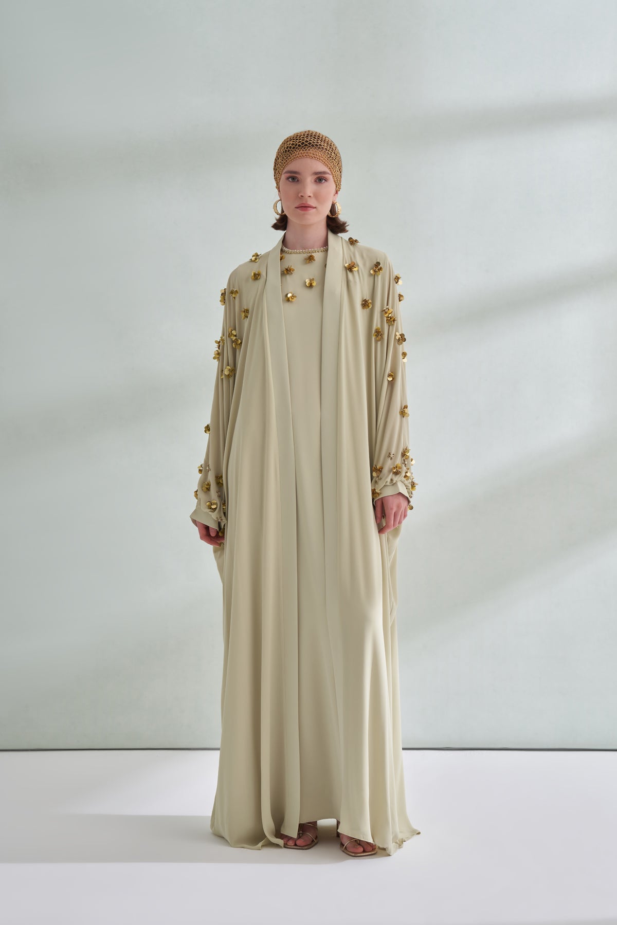 El İşi Pul Detaylı İçlikli Abaya - mimoza