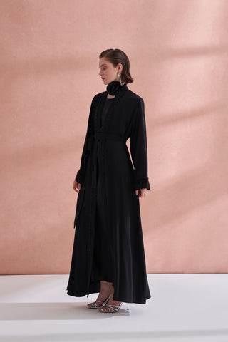 Elişi Ve Kolları Tüy Detaylı Abaya - siyah