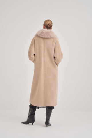 Yakası Kürklü Triko Detaylı Angora Kap - açık bej