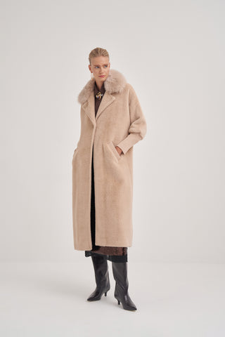 Yakası Kürklü Triko Detaylı Angora Kap - açık bej