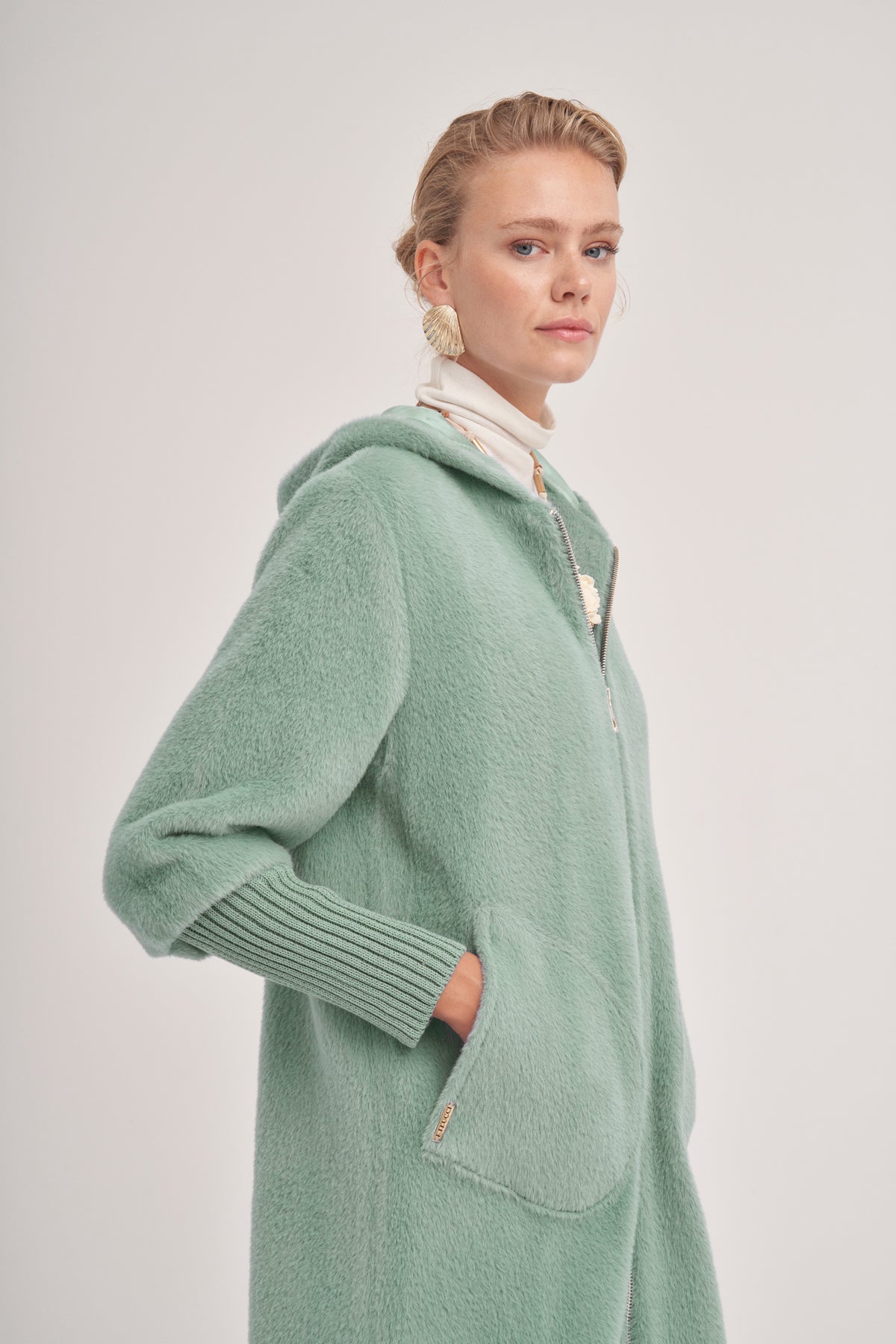 Trikolu Kapşonlu Angora Kap - mint yeşili