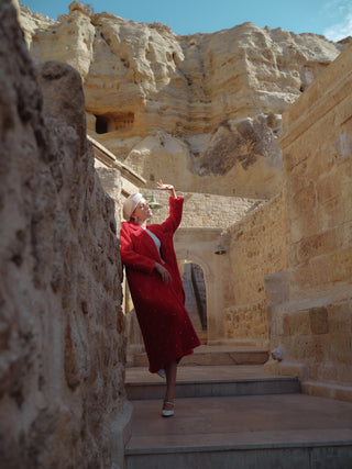 Taş Çakımlı Oversize Yarasa Kollu Kaban - Kırmızı