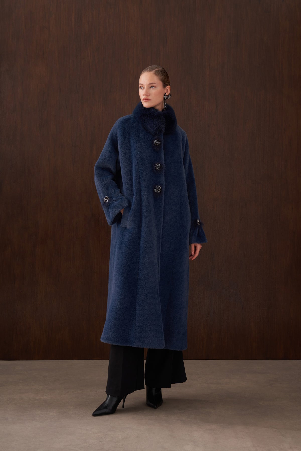 Kürk detaylı Angora Kaban - indigo