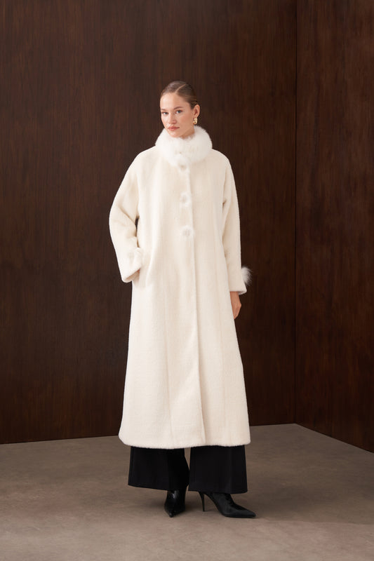 Kürk detaylı Angora Kaban - ekru