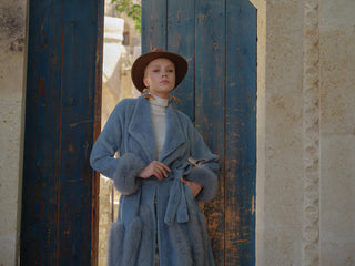 Kol ve Etek Ucunda Kürk Detaylı Kaban - Mavi