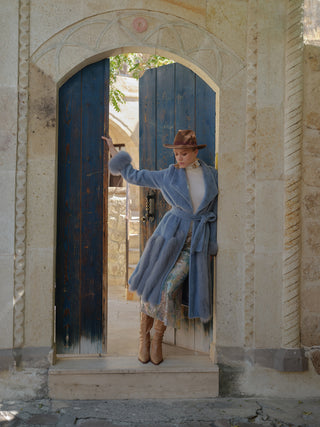 Kol ve Etek Ucunda Kürk Detaylı Kaban - Mavi