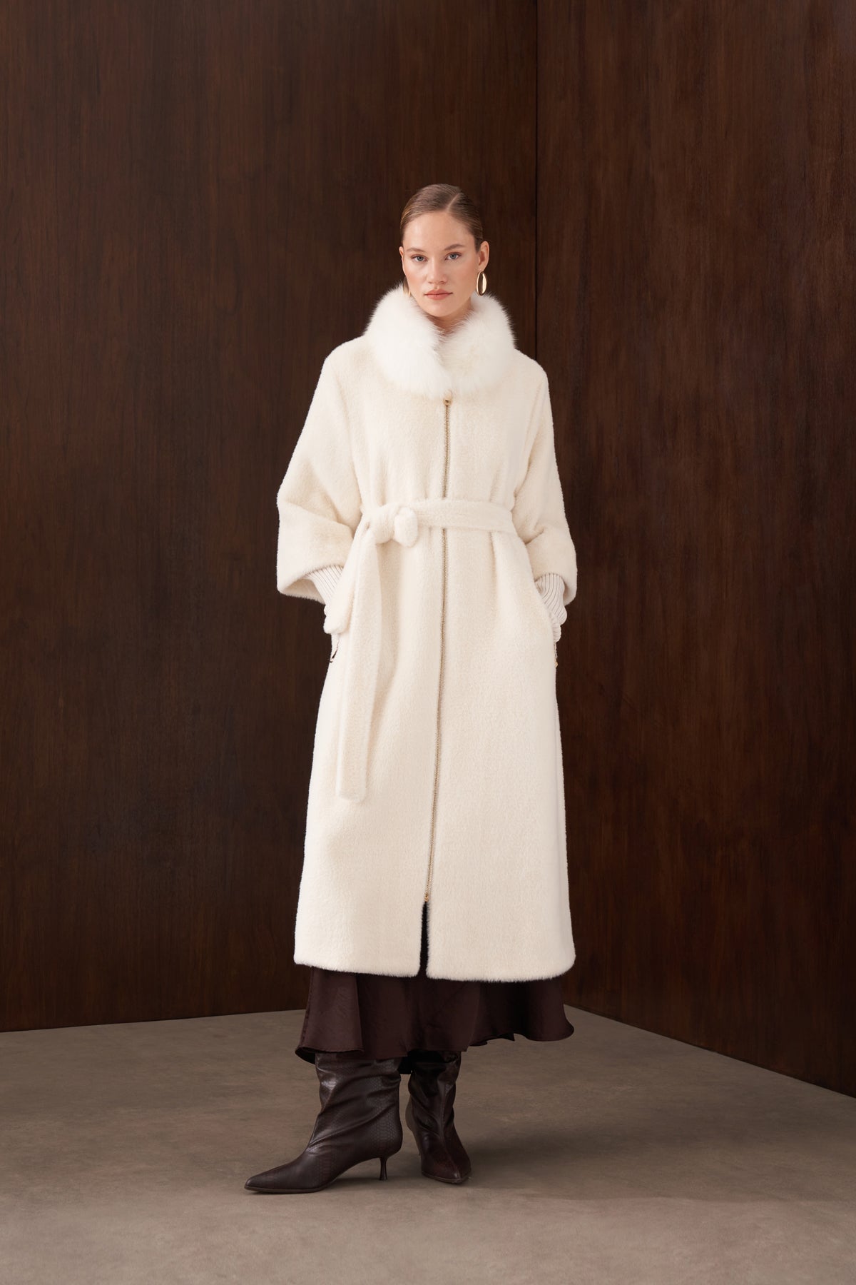 Fermuar Triko ve Kürk Detaylı Angora Kaban - ekru