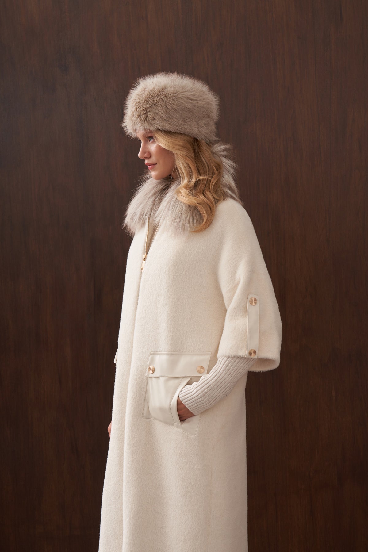 Deri Cep Detaylı Kürklü Angora Kaban - ekru