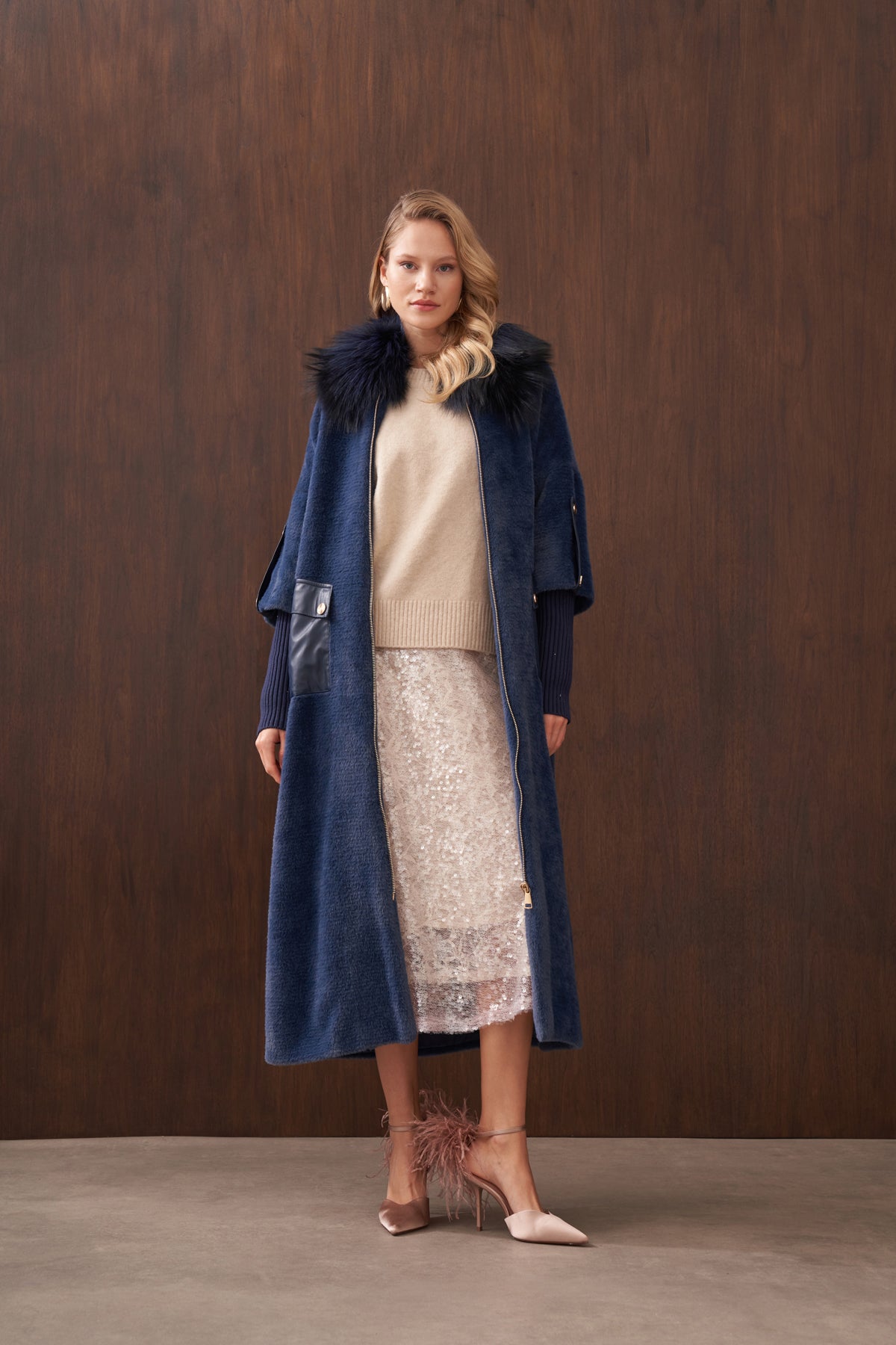 Deri Cep Detaylı Kürklü Angora Kaban - indigo