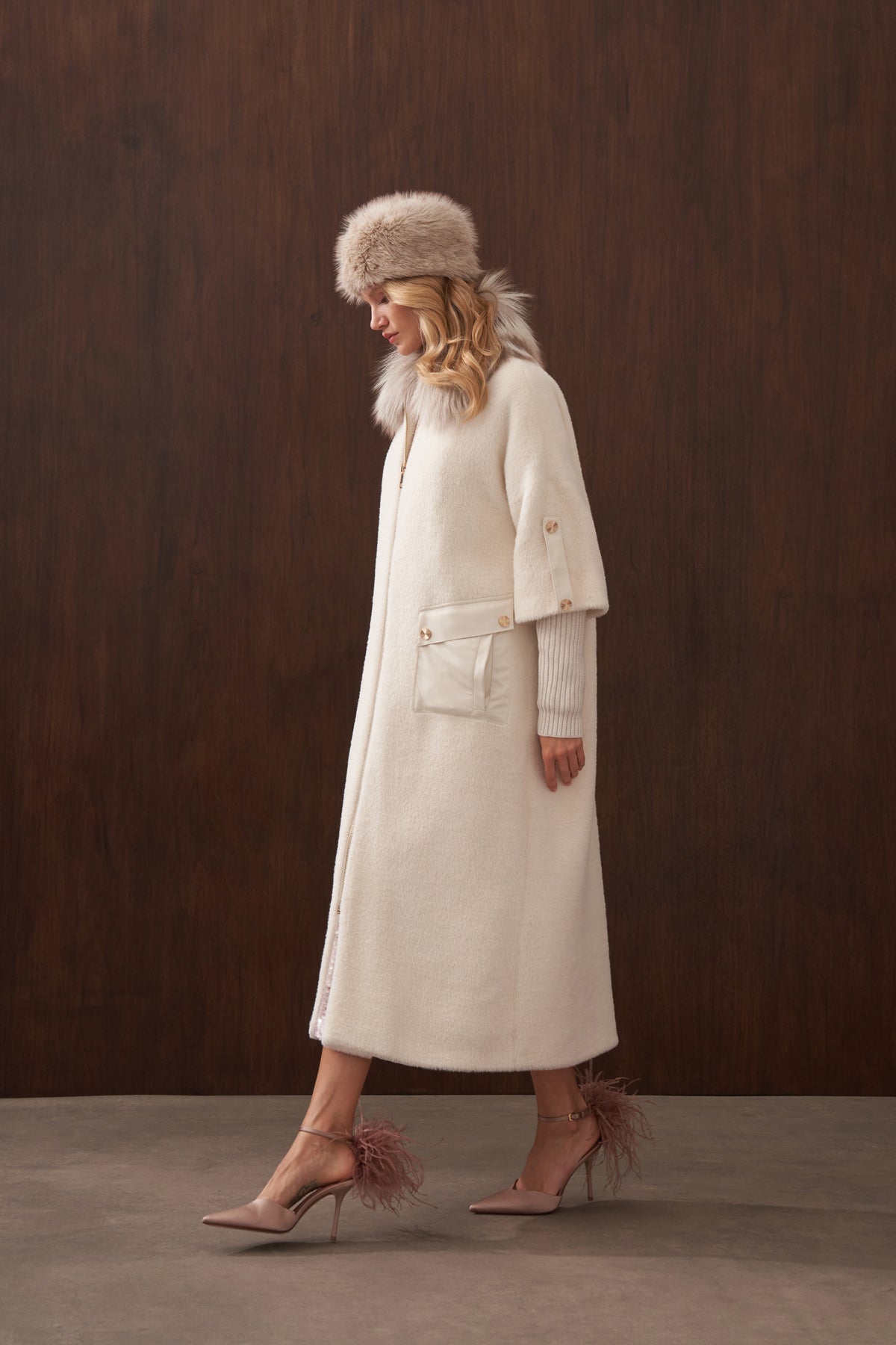 Deri Cep Detaylı Kürklü Angora Kaban - ekru