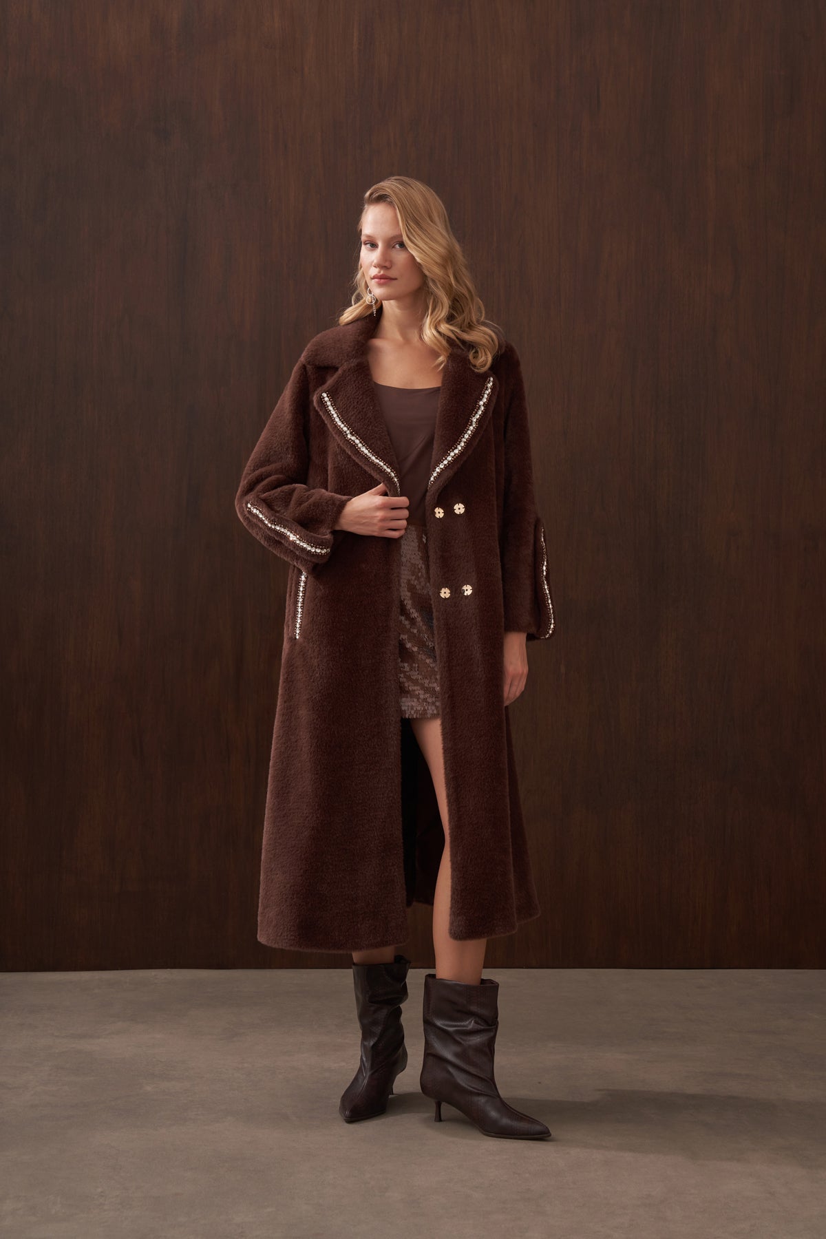 Elişi Detaylı Angora Kaban - kahve