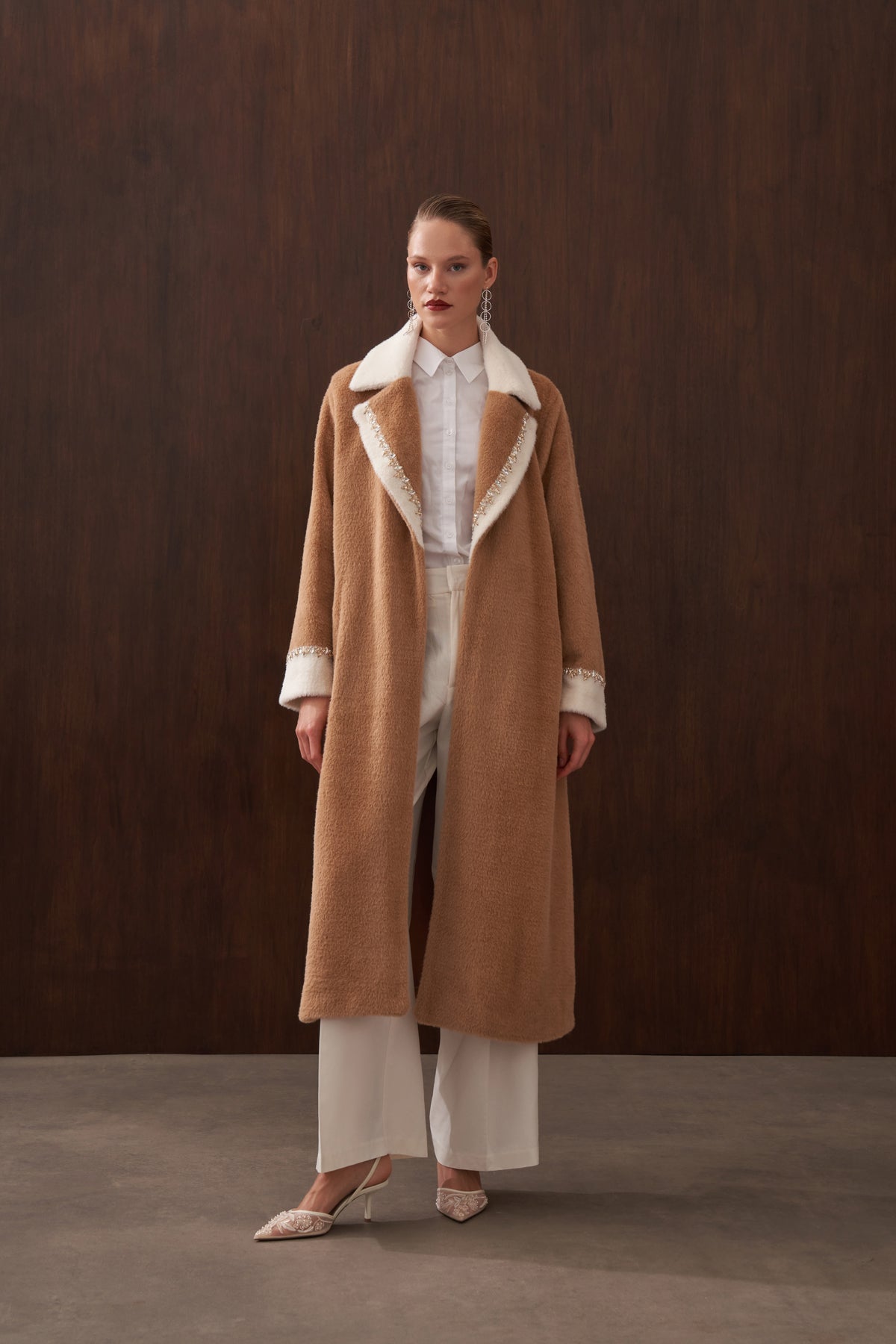 Garnili Elişi Detaylı Angora Kaban - fındık