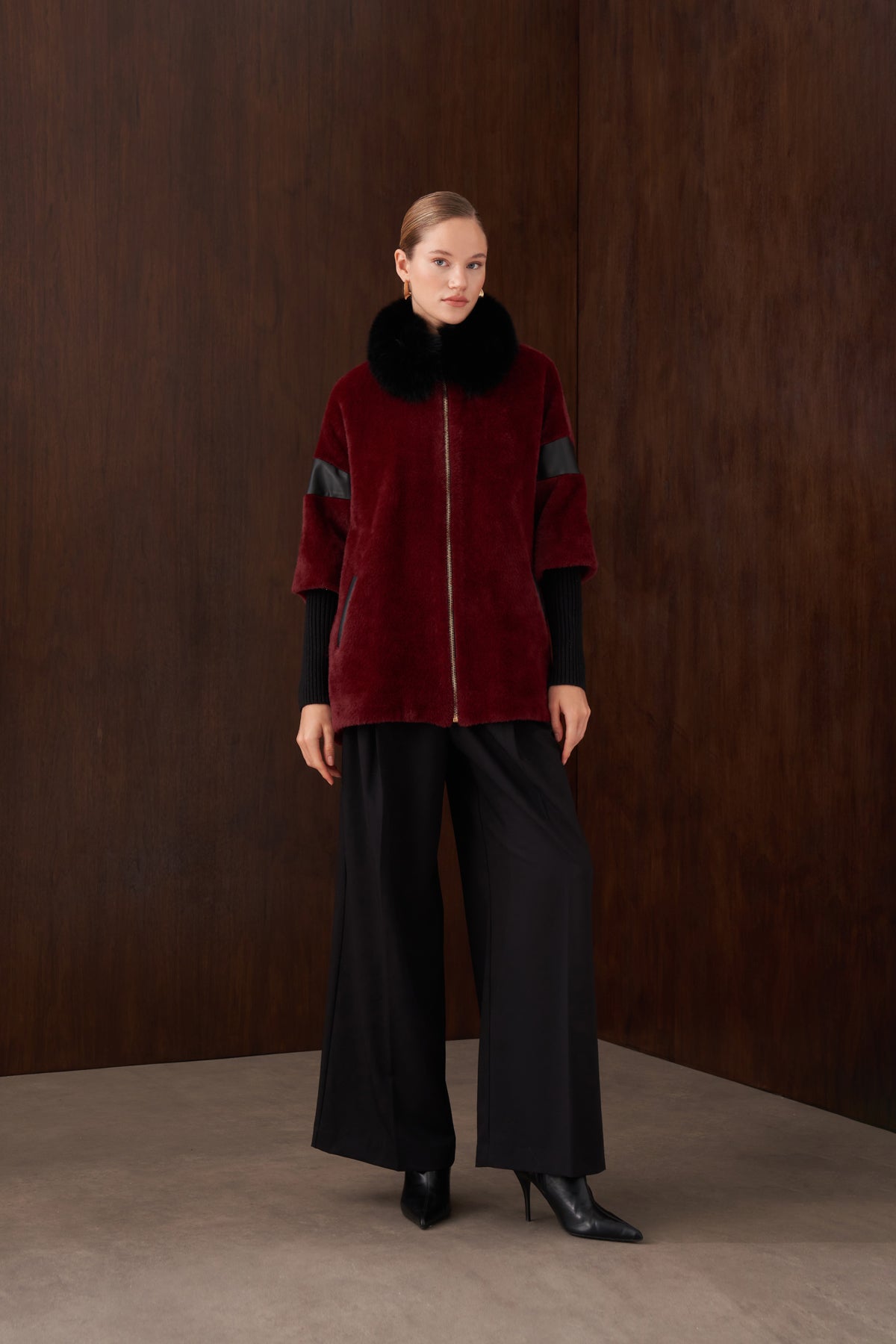 Triko Detaylı Hakim Yaka Kürklü Angora Kaban - bordo