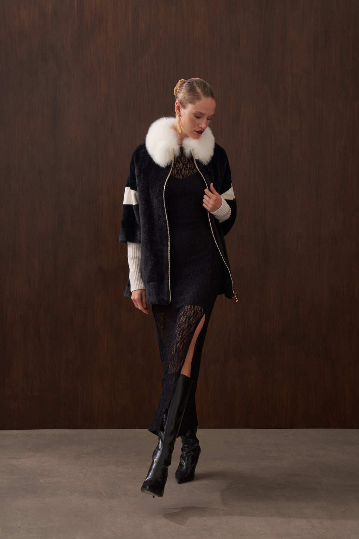 Triko Detaylı Hakim Yaka Kürklü Angora Kaban - siyah