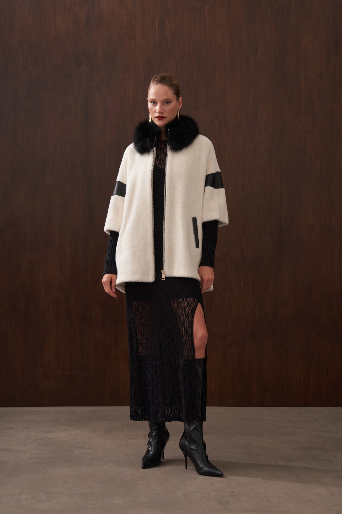 Triko Detaylı Hakim Yaka Kürklü Angora Kaban - ekru