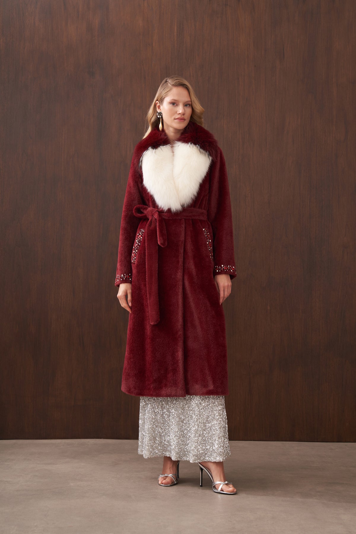 Çift Renk Kürklü Elişi Detaylı Angora Kaban - bordo